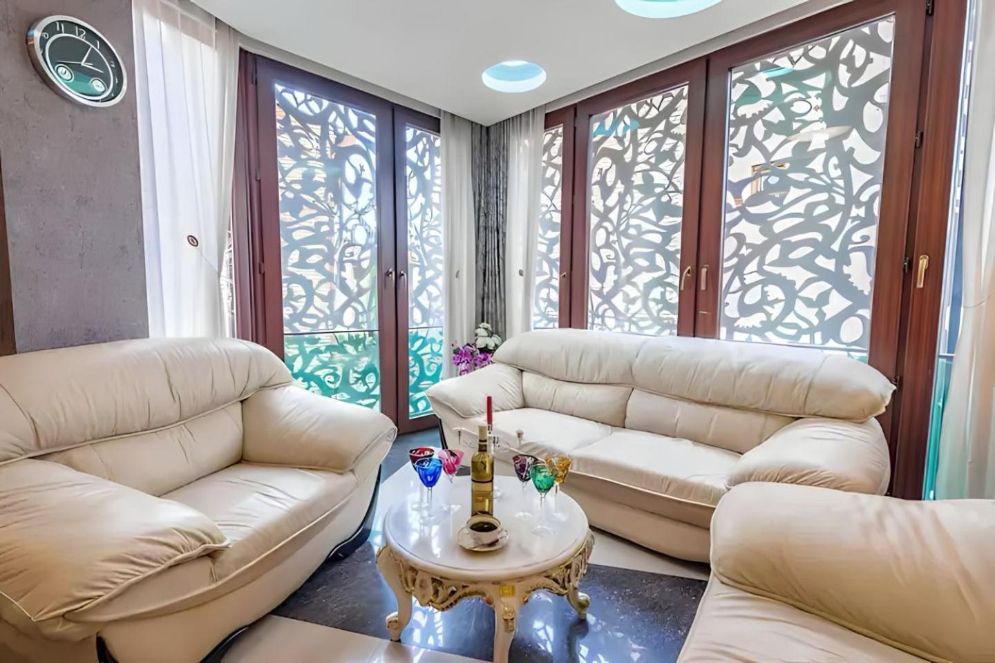 Cabernet Corner شقة تبليسي